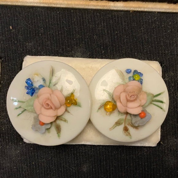 Vintage Ceramic Flower Cuff Links - Picture 1 of 3